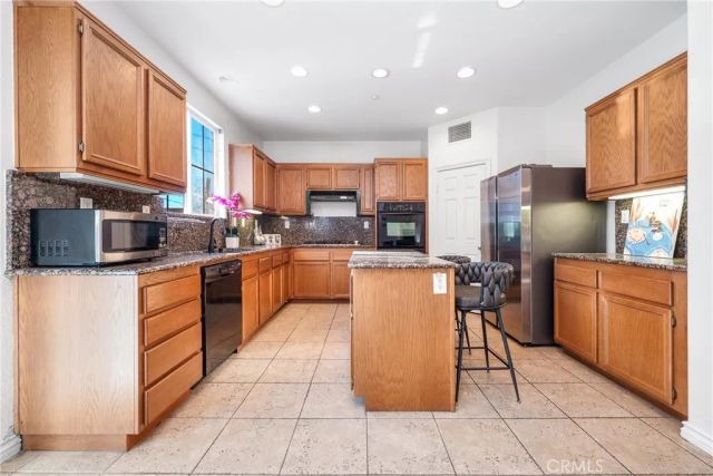 15187 Hawk Street, Fontana, CA 92336