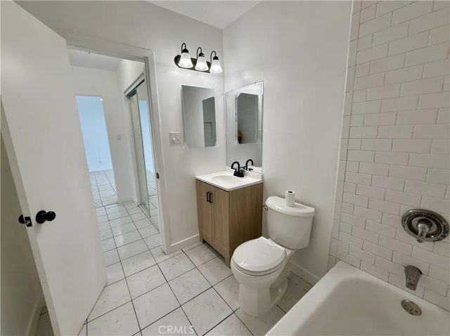8435 Willis Ave, Panorama City, CA 91402