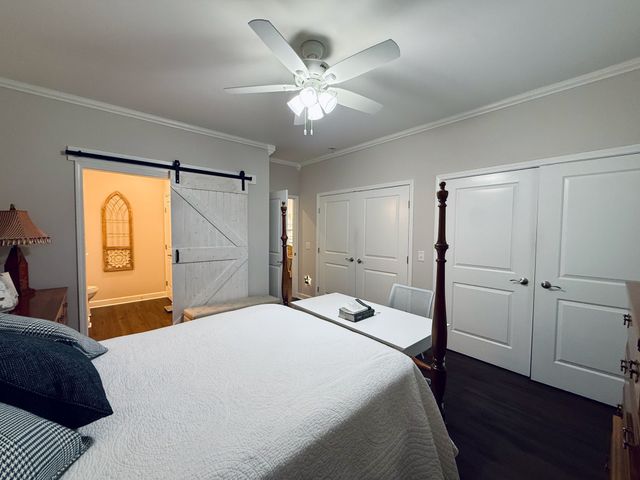 320 Spring Valley Dr, Cottontown, TN 37048