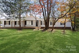 123 Swann Crossing Lane, Statesville, NC 28625