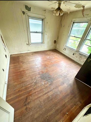 2230 Cleveland Avenue, Columbus, OH 43211