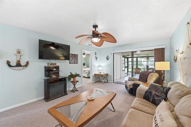 7612 OAKMONT LANE, New Port Richey, FL 34654