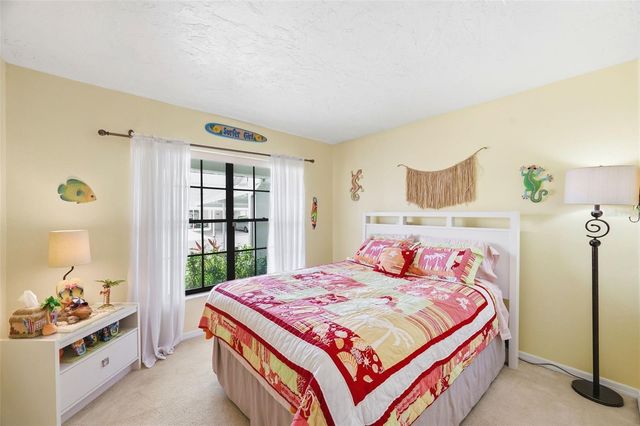 7612 OAKMONT LANE, New Port Richey, FL 34654