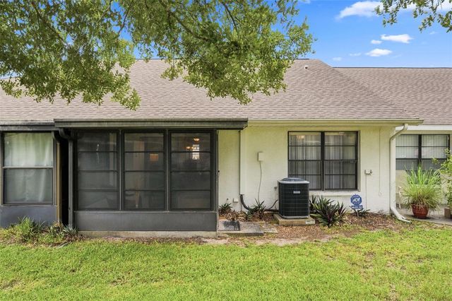 7612 OAKMONT LANE, New Port Richey, FL 34654