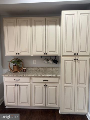 2522 CREEK RD, Hainesport, NJ 08036