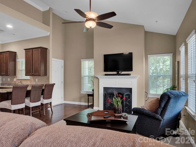 14726 Inter Milan Way, Charlotte, NC 28277