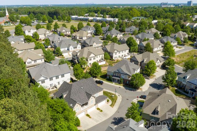 14726 Inter Milan Way, Charlotte, NC 28277