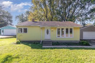 482 Eldridge Avenue W, Roseville, MN 55113