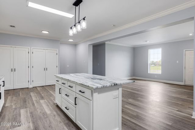1402 L Dubois Road, New Iberia, LA 70560