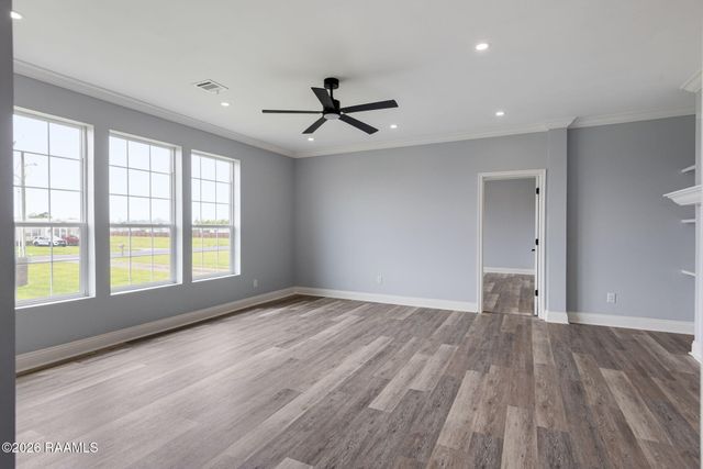 1402 L Dubois Road, New Iberia, LA 70560
