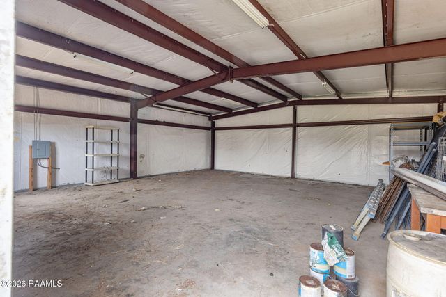 1402 L Dubois Road, New Iberia, LA 70560