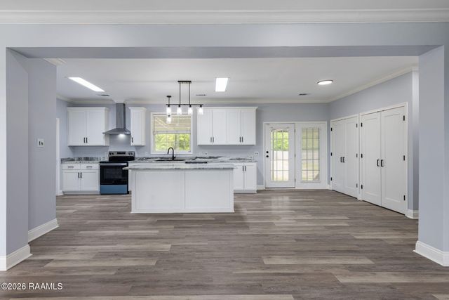 1402 L Dubois Road, New Iberia, LA 70560