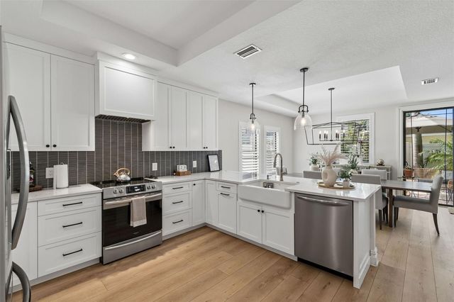 3512 W SAN JUAN STREET, Tampa, FL 33629