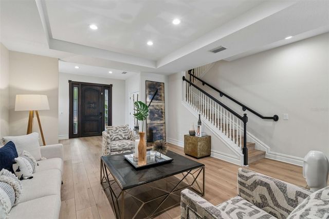 3512 W SAN JUAN STREET, Tampa, FL 33629