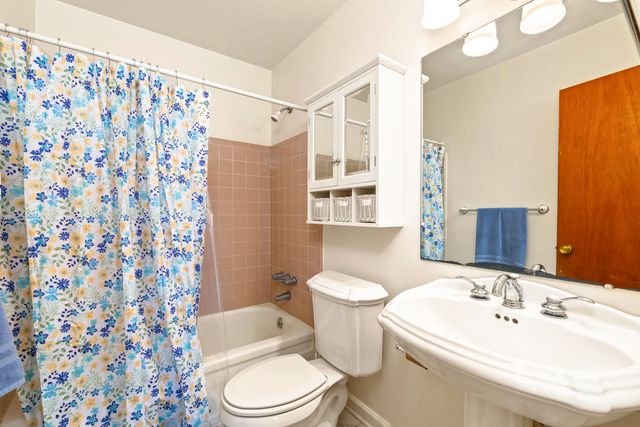 2414 Valleybrook Road, Sumter, SC 29154