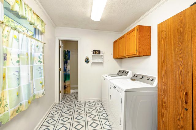 2414 Valleybrook Road, Sumter, SC 29154