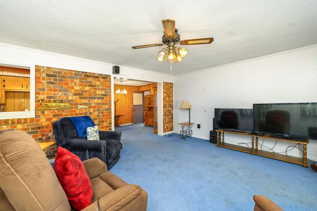 2414 Valleybrook Road, Sumter, SC 29154