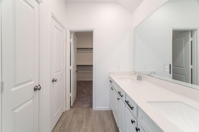670 Royal Arch Drive, Conroe, TX 77304
