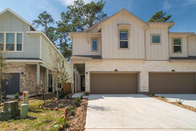 670 Royal Arch Drive, Conroe, TX 77304
