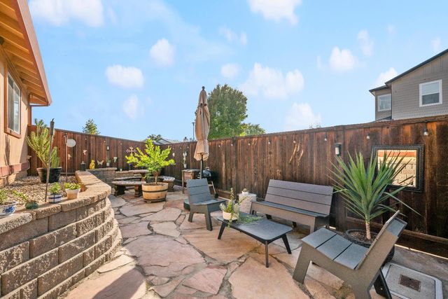 568 Regis Dr, Sacramento, CA 95838