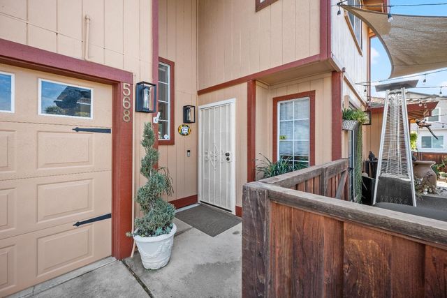 568 Regis Dr, Sacramento, CA 95838