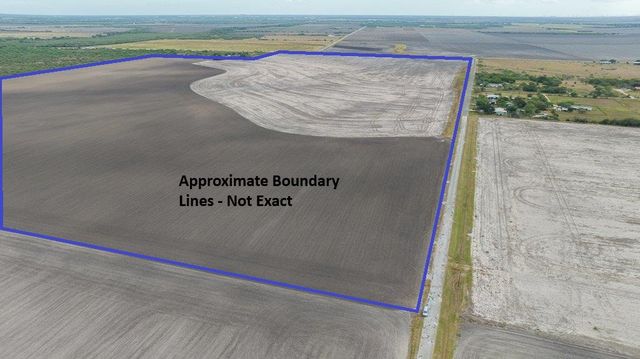 7853 County Road 2015, Sinton, TX 78387
