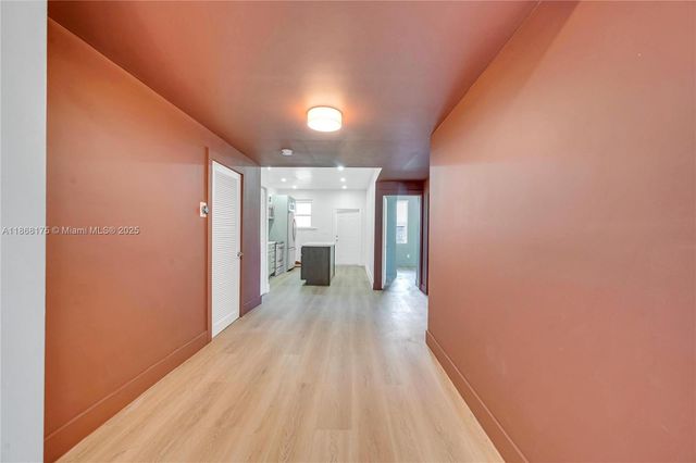 893 NE 81st St, Miami, FL 33138