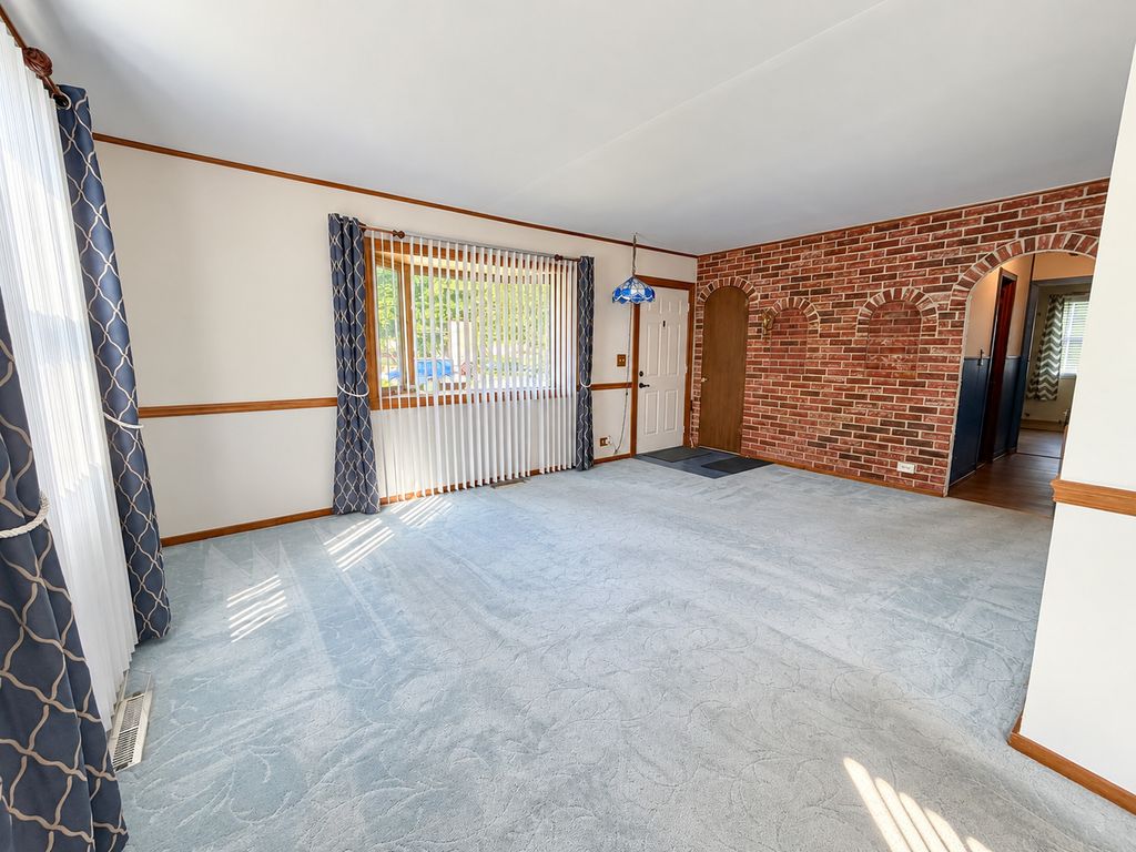 4225 Gunderson Avenue, Stickney, IL 60402 — photo 3