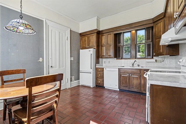 313 W Front Street, Buchanan, MI 49107