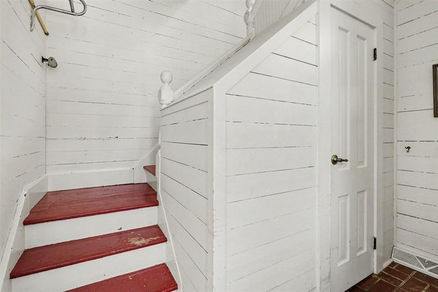 313 W Front Street, Buchanan, MI 49107