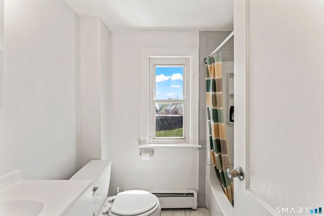 2 Manhassett Trail, Shelton, CT 06484