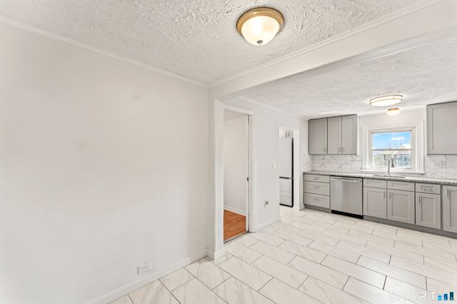 2 Manhassett Trail, Shelton, CT 06484