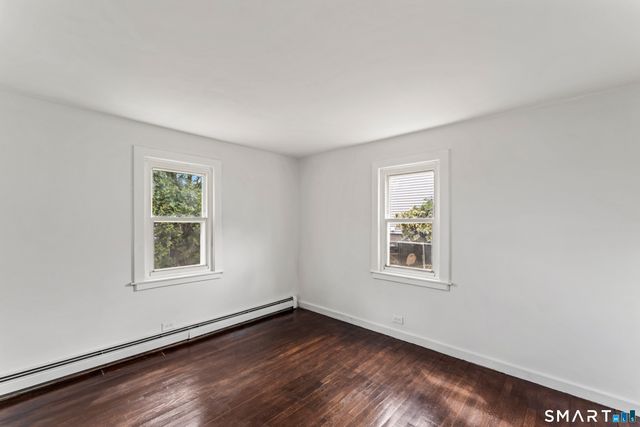 2 Manhassett Trail, Shelton, CT 06484