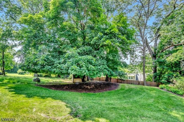 76 Hillside Rd, Sparta Twp., NJ 07871