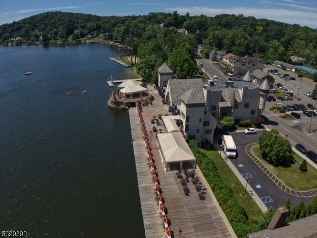 76 Hillside Rd, Sparta Twp., NJ 07871