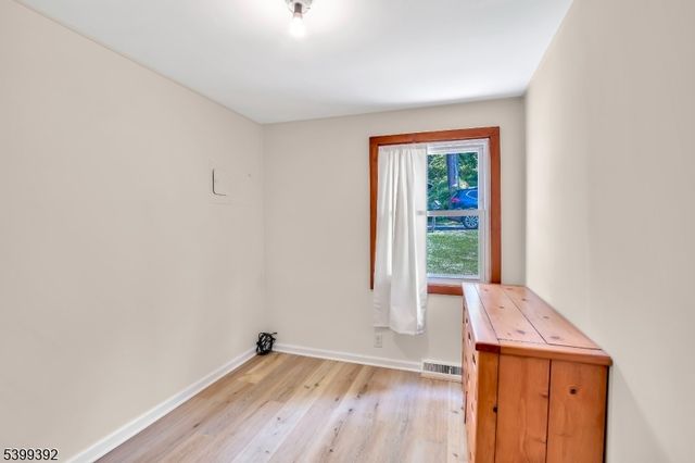 76 Hillside Rd, Sparta Twp., NJ 07871