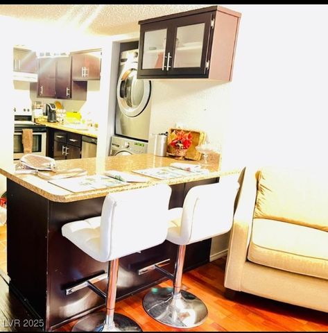 5701 Smoke Ranch Road D, Las Vegas, NV 89108