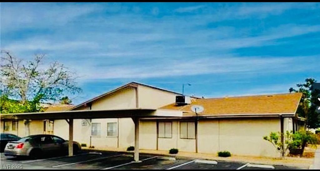 5701 Smoke Ranch Road D, Las Vegas, NV 89108