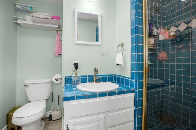 21823 Providencia Street, Woodland Hills, CA 91364