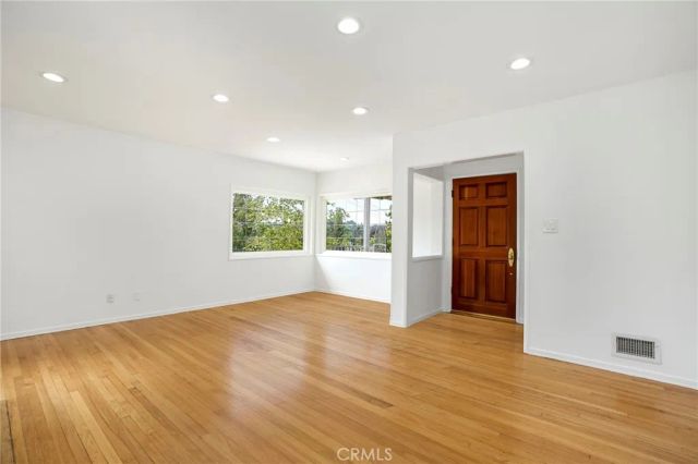 21823 Providencia Street, Woodland Hills, CA 91364