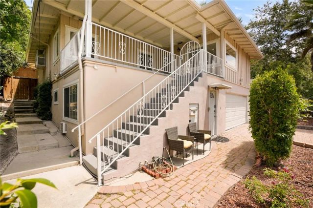 21823 Providencia Street, Woodland Hills, CA 91364