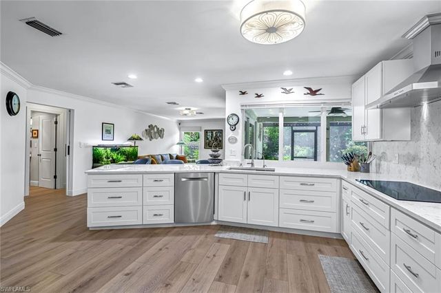 401 Panay AVE, Naples, FL 34113