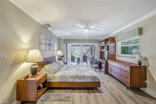 401 Panay AVE, Naples, FL 34113