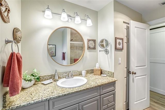 401 Panay AVE, Naples, FL 34113