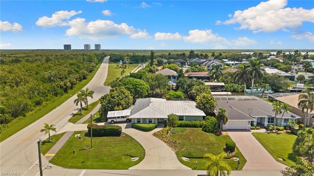 401 Panay AVE, Naples, FL 34113