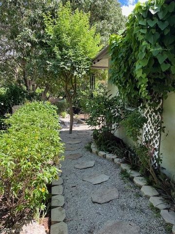 401 Panay AVE, Naples, FL 34113