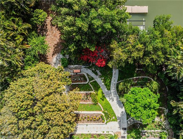 401 Panay AVE, Naples, FL 34113