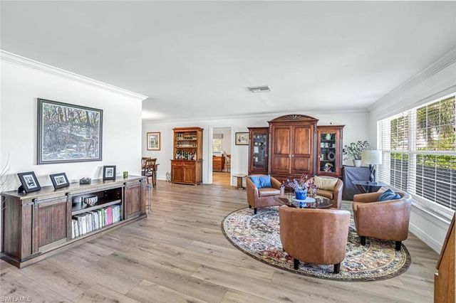 401 Panay AVE, Naples, FL 34113