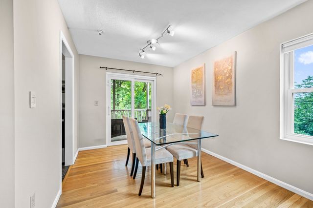 289 Market St B, Boston, MA 02135