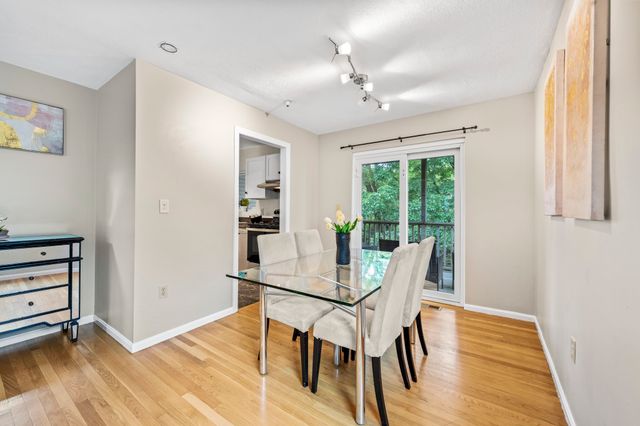 289 Market St B, Boston, MA 02135